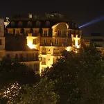 ريجينا مونتمارتريه 3* باريس