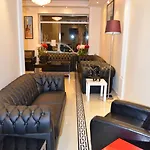 فندق ريجينا مونتمارتريه باريس