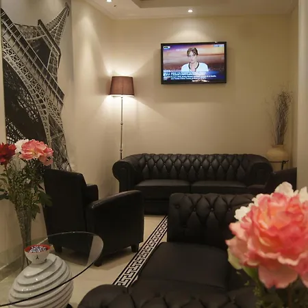 ホテル レジーナ モンマルトル パリ