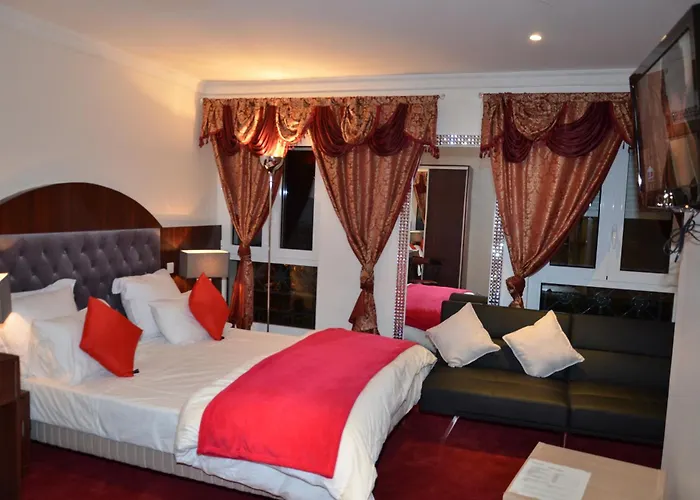 レジーナ モンマルトル ホテル パリ