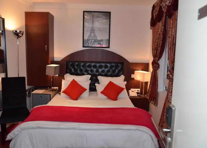 レジーナ モンマルトル ホテル