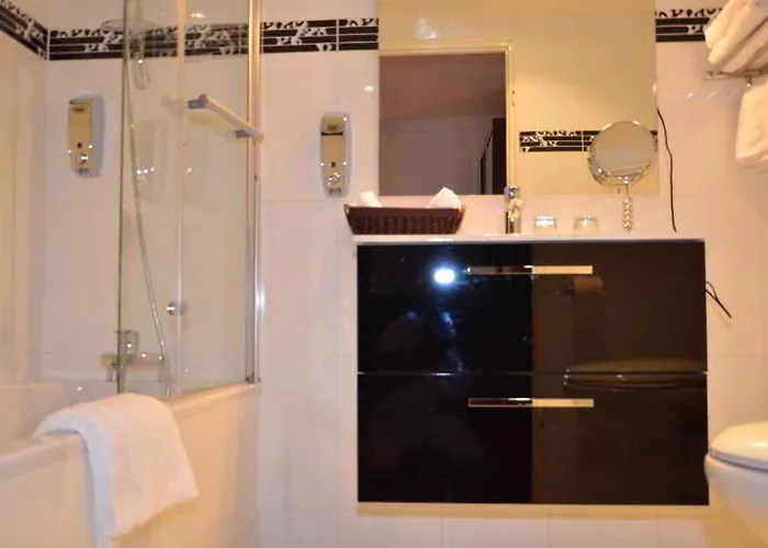 レジーナ モンマルトル ホテル