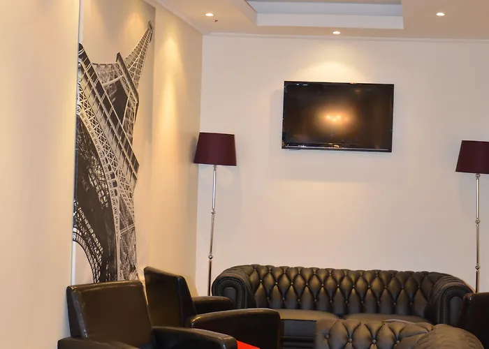 レジーナ モンマルトル パリ