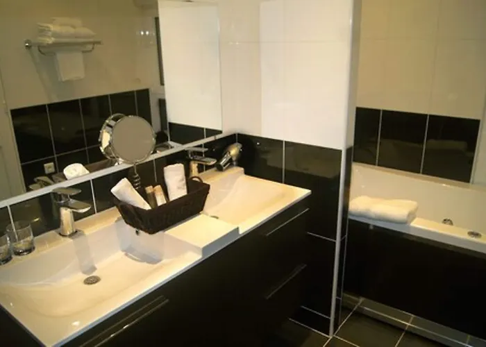 レジーナ モンマルトル ホテル