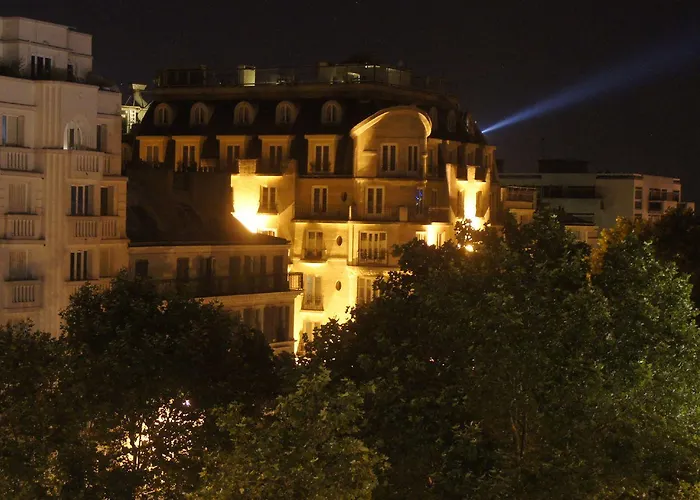 Regina Montmartre 3* Párizs